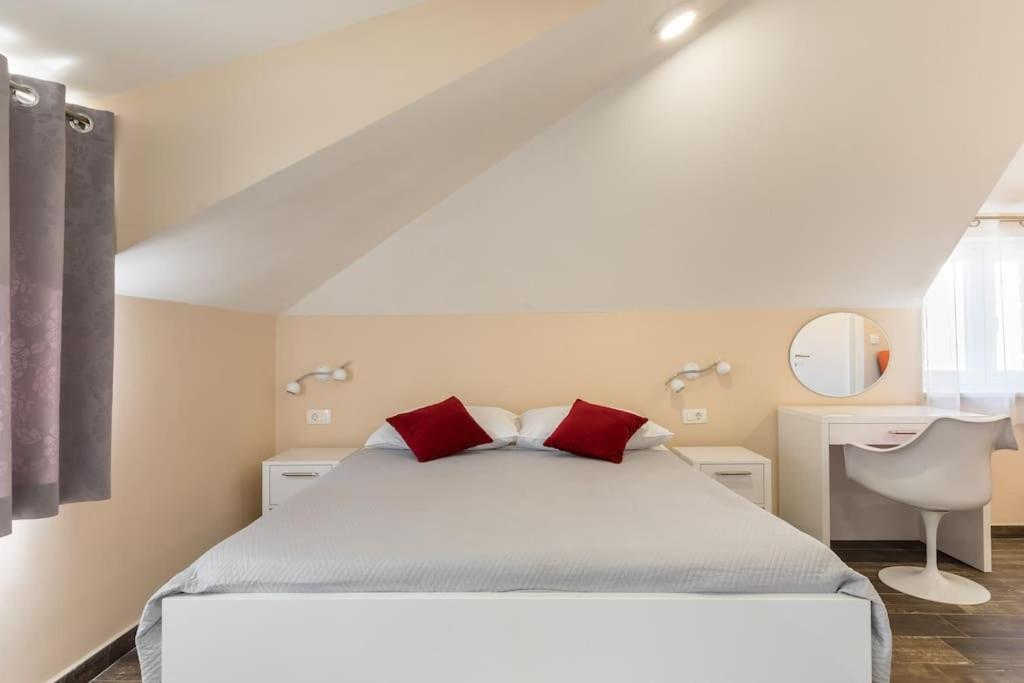 Elegant Residence Rooms & Apartments 스플리트 외부 사진