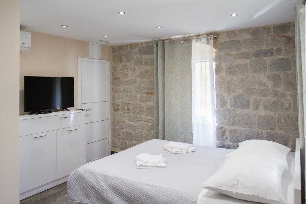Elegant Residence Rooms & Apartments 스플리트 외부 사진