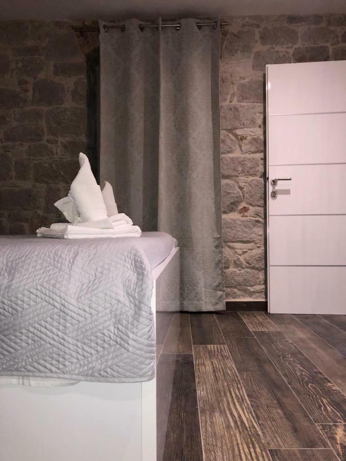 Elegant Residence Rooms & Apartments 스플리트 외부 사진